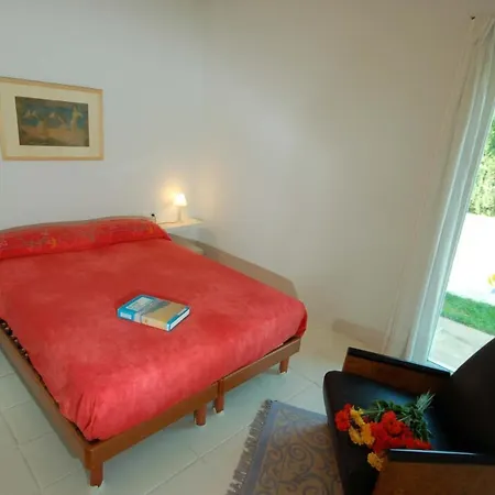 Coma-ruga Sleeps 6 Pool Wifi