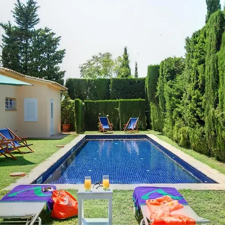 Coma-ruga Sleeps 6 Pool Wifi