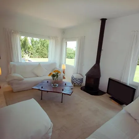 Coma-ruga Sleeps 6 Pool Wifi *